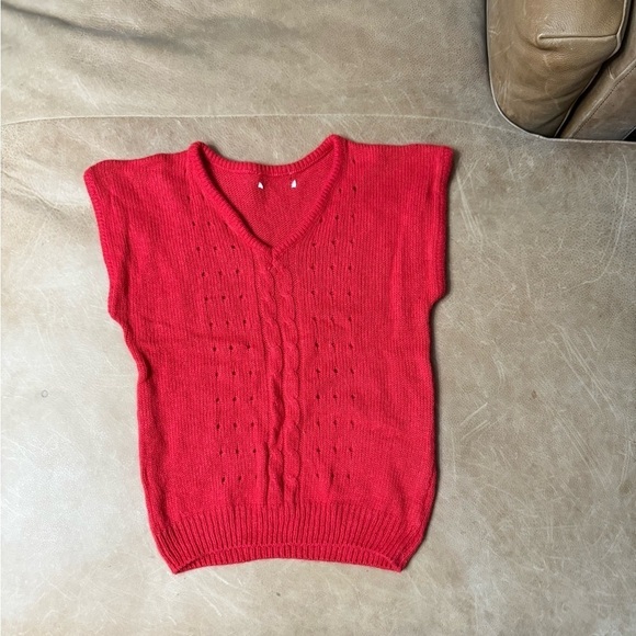 Sweaters - Vintage Women’s Red Sweater Vest Knitted Retro Size Small